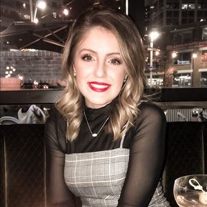 Meet your Posher, Jessica